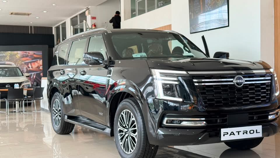 iá xe nissan patrol 2026