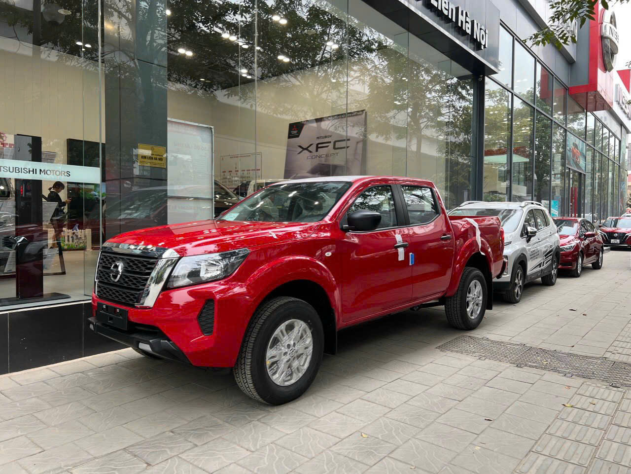 nissan navara 1 cầu