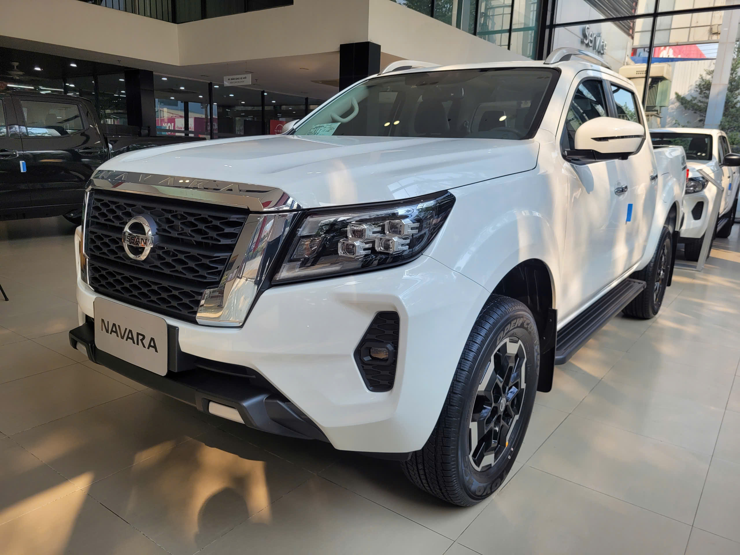 xe nissan navara